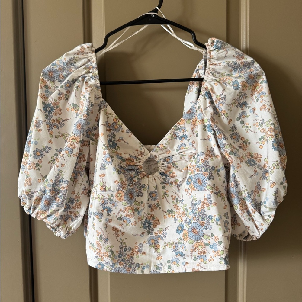 Abercrombie & Fitch Floral Puff Sleeve Blouse - White and Blue